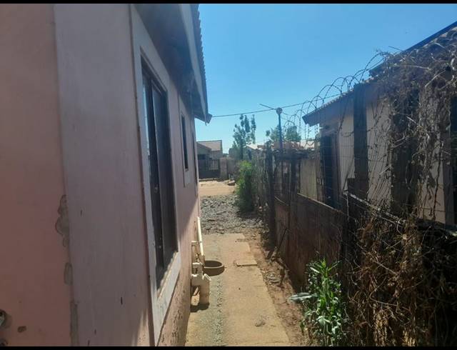 2 BEDROOM HOUSE FOR SALE IN PALM RIDGE